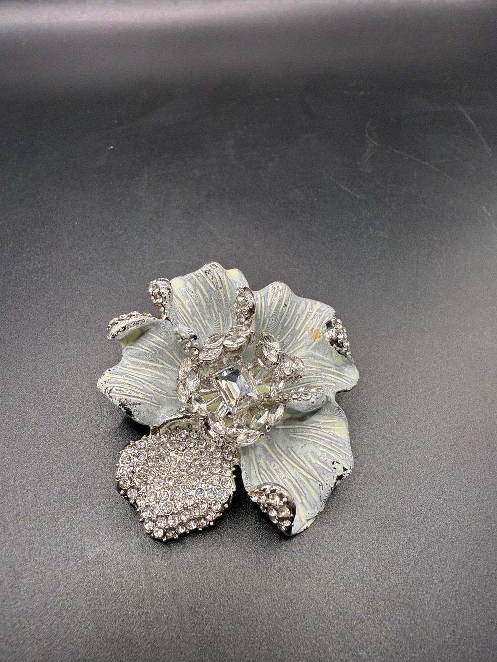Silver Floral Crystal Brooch - Elegant Women’s Jewelry